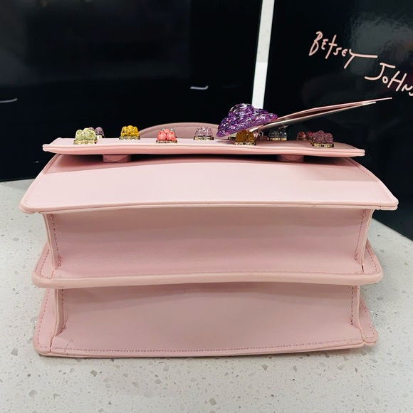 π§Έ Betsey Johnson Gummy Bear Satchel Handbag With Matching Wallet Blush NWT - Picture 8 of 17